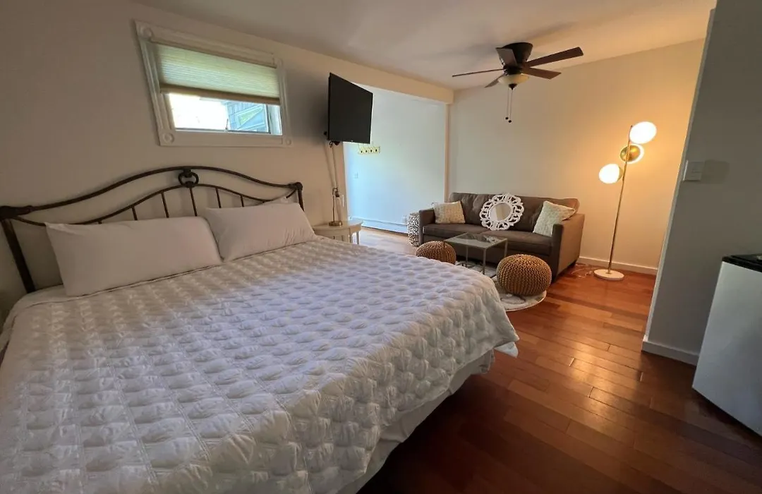 Inkwell Beach Cottage-1